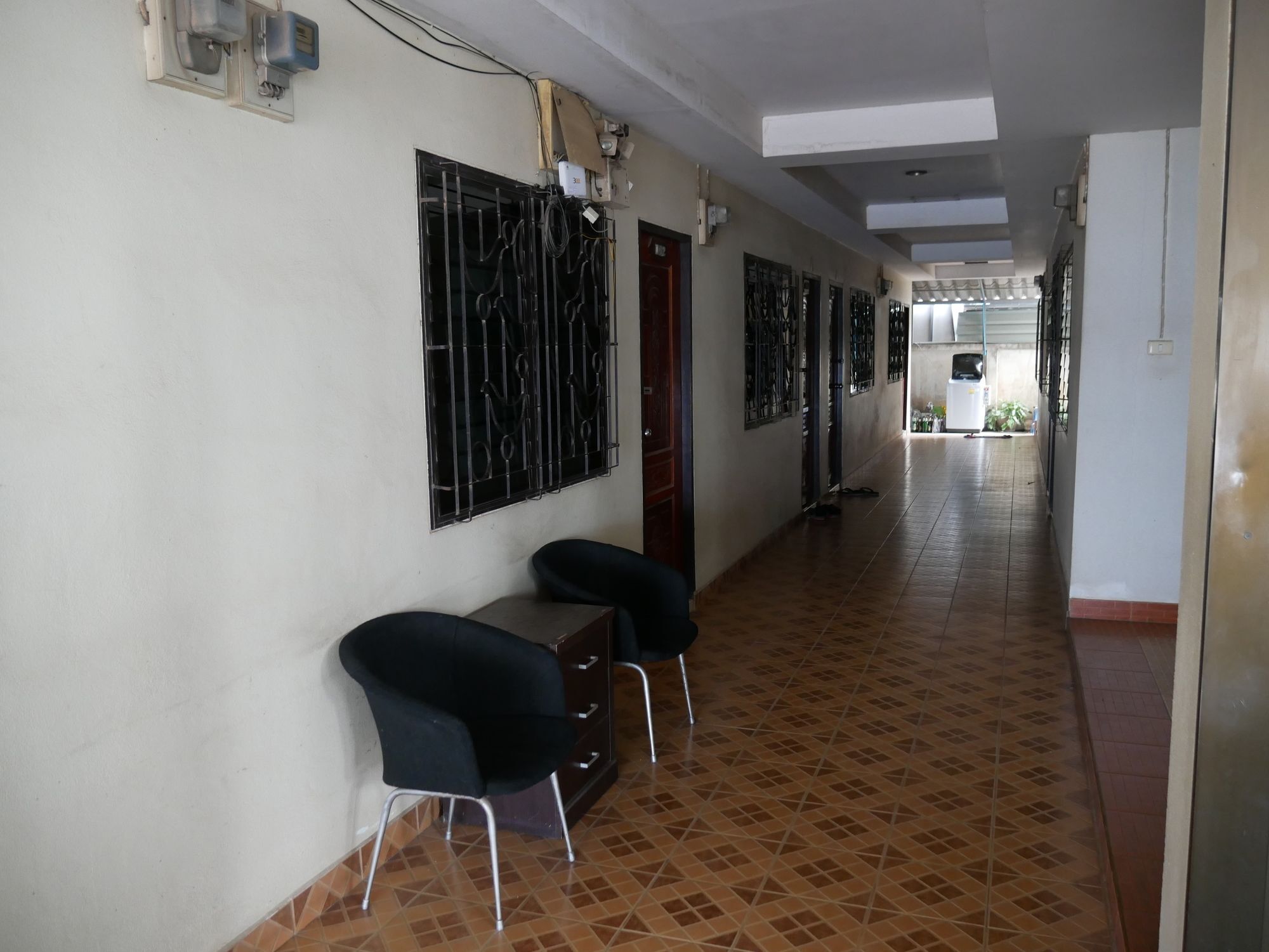 Phuttipong Apartment Khon Kaen Esterno foto